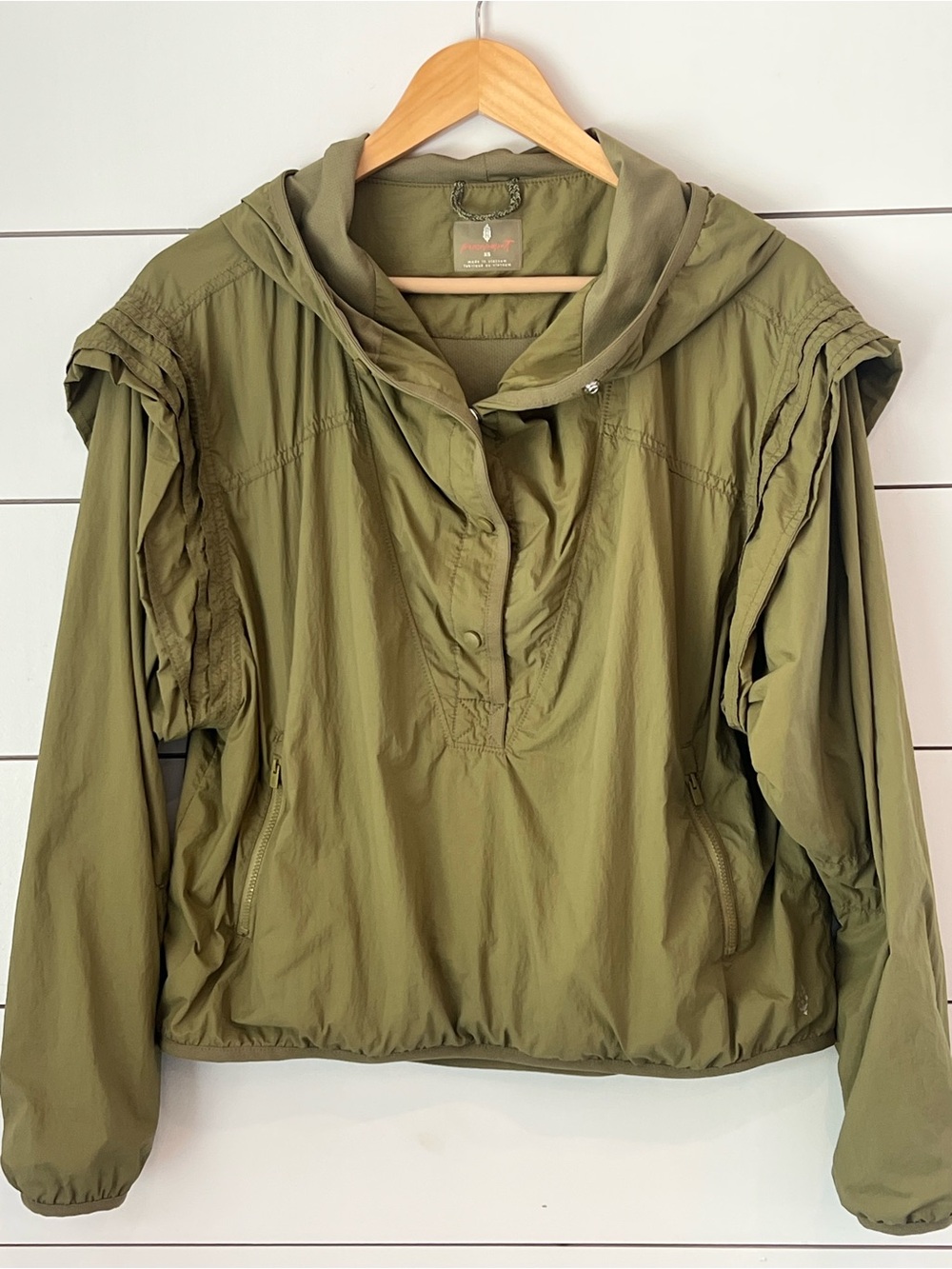 Free People Movement Trek‎ On long sleeve popover hoodie in olive green